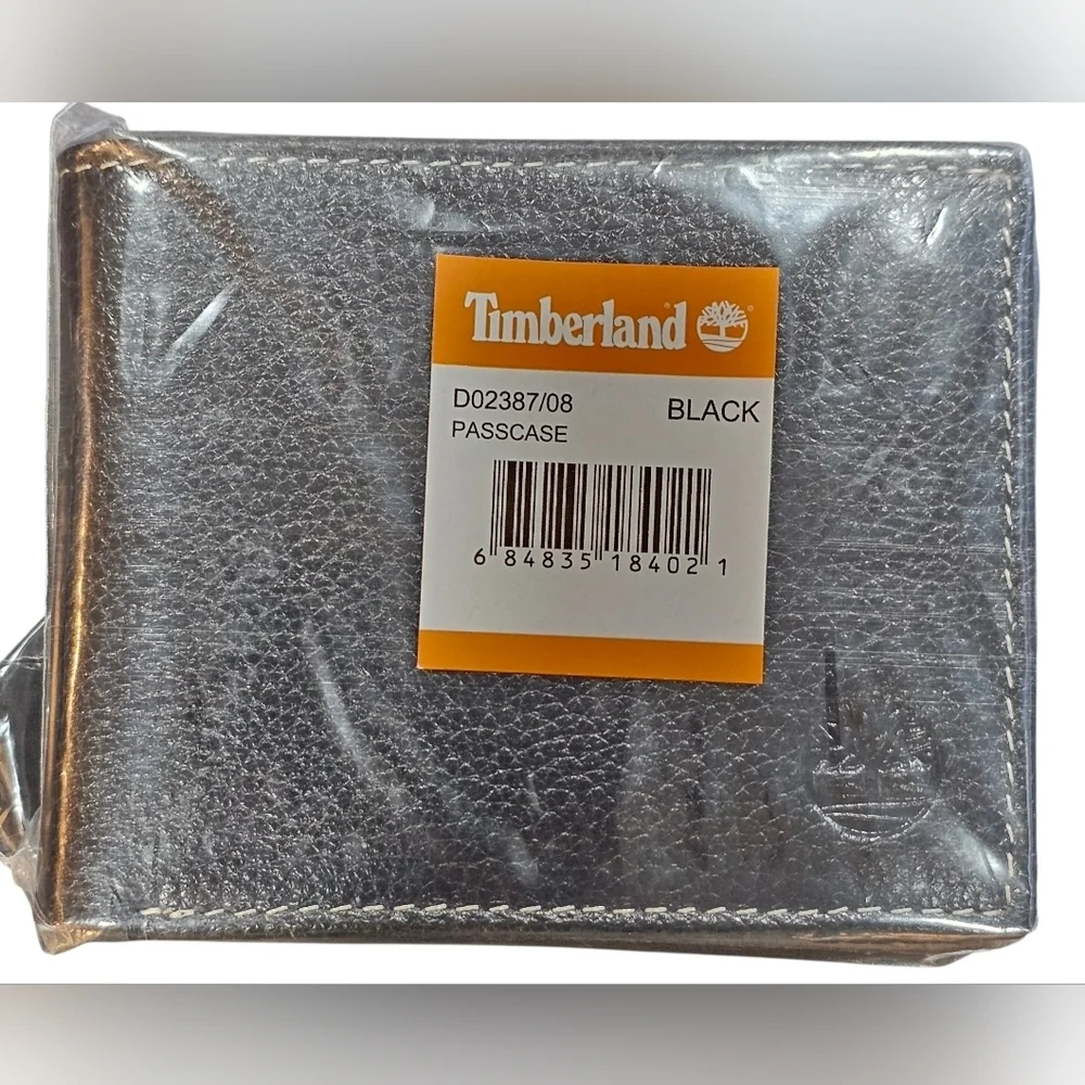 Timberland Men's Black Leather Wallet With Attached Flip Pocket And RFID NEW!